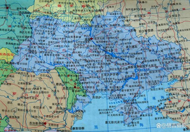 乌克兰地图下载手机版乌克兰地图位置世界地图-第2张图片-太平洋在线下载